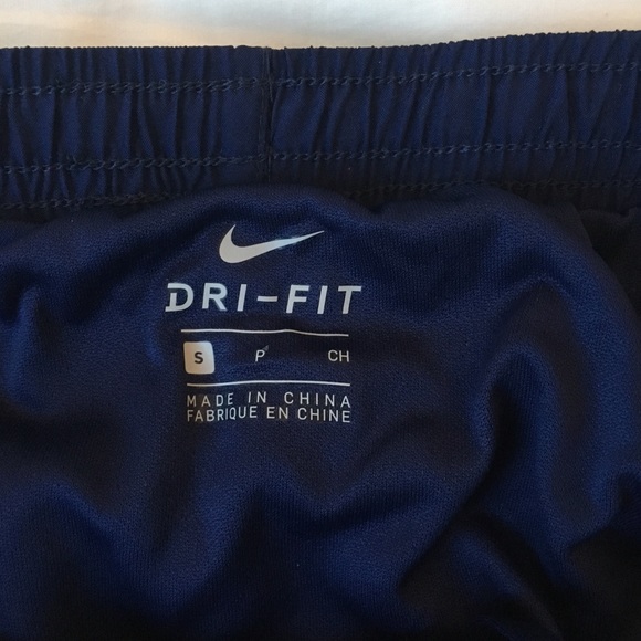 NWT Nike Dry-Fit Running Shorts - Picture 4 of 4